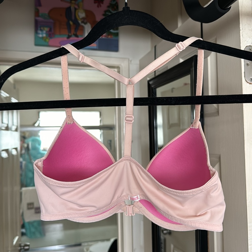 PINK by Victoria’s Secret size 32D Front Clasp T-Back Bra - Picture 2 of 5